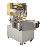 Machine d'emballage automatique à table rotative à manipulateur unique pour scellage sous blister de jouets en PVC et de piles