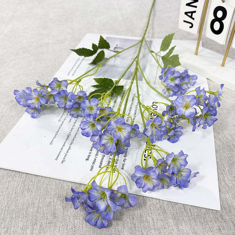 Bleu foncé