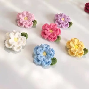 ToysKing Broche de Camelia de Lana Tejido a Mano, Relleno de Algodón PP, Accesorio de Joyería DIY Unisex para Ropa, Cabello y Peluches - Product Image 3