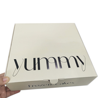 Kleine Menge benutzer definierte weiße & schwarze Folie Stempel Farbe Papier Geschenk boxen für Kaugummi Kuchen Sushi Babynahrung Verpackung