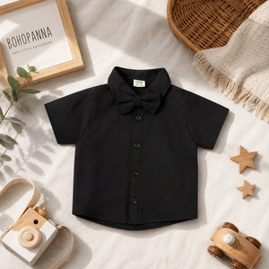 เสื้อเชิ้ตแขนสั้นสีดำสุดเท่พร้อมดีเทลโบว์ไท มอบตัวเลือกชุดที่ดูดีสำหรับเด็กๆ ที่เข้าร่วมงานพิธีการ - Product Image 2