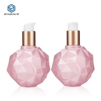 Bouteille plastique bombe Unique 300ml bouteilles de soins de la peau en plastique jetables forme personnalisée