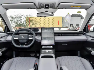 Nouvelle Changan Yidong Eado 2026 1.5L HEV 98HP avec pneus R17, conduite à gauche, caméra de recul, climatisation automatique, turbo, écran tactile 14.6 pouces et toit ouvrant - Product Image 5