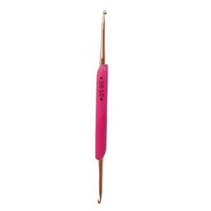 Crochet en aluminium à double tête coloré en gros avec manche en caoutchouc pour tricot et artisanat DIY - Product Image 5