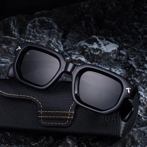 Lunettes de soleil carrées Tory Burch pour hommes, noires, polarisées, UV400, monture en plastique et métal, type 3, pare-soleil - Product Image 5