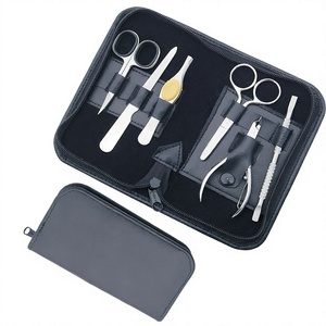 Kit d'outils de manucure de luxe en acier inoxydable avec design portable et coupe-ongles 5-en-1 - Product Image 3