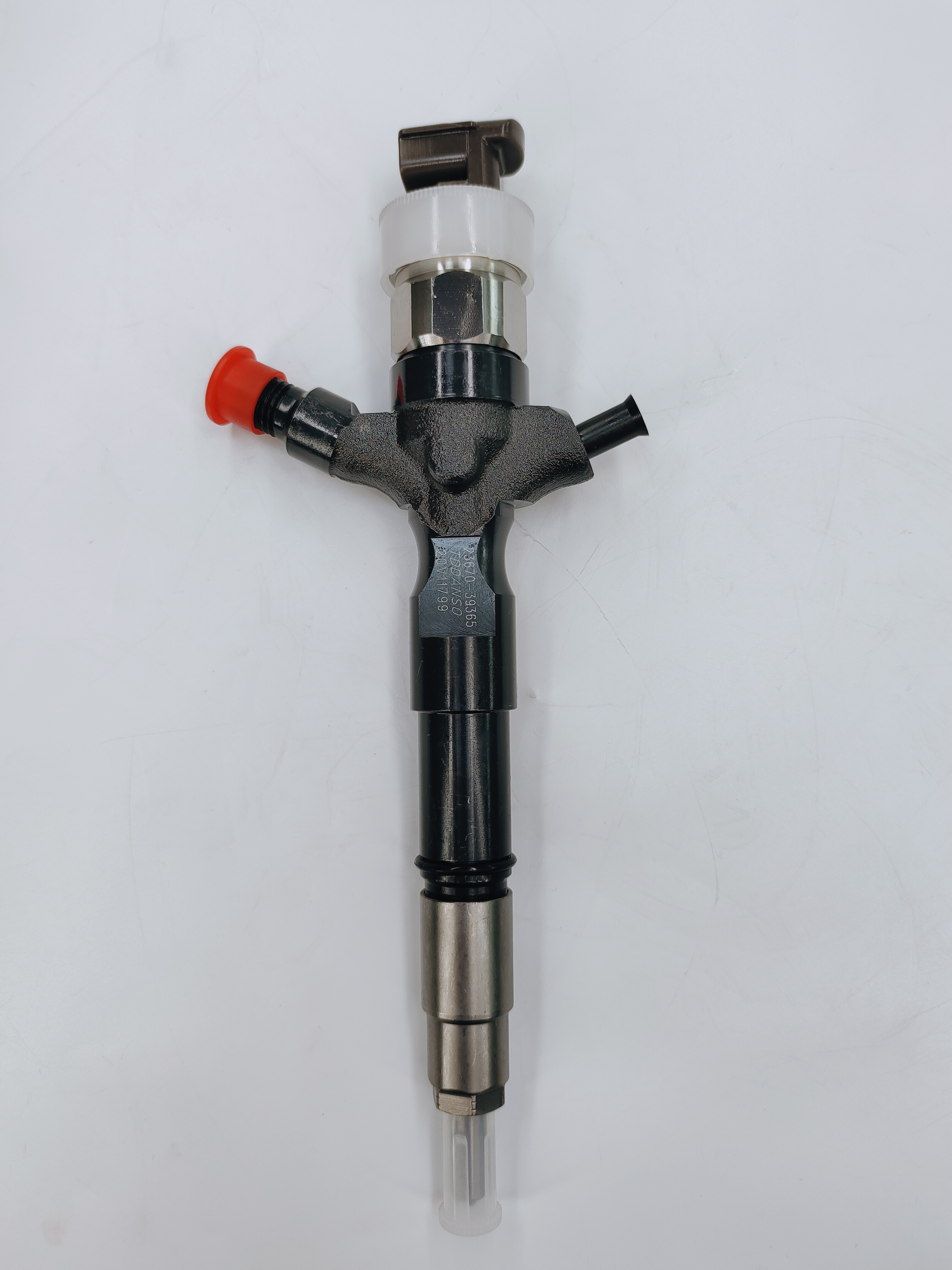 23670-39365 common rail injector 23670-39365  injector for toyota 2KD-FTV 1KD-FTV  injector nozzle 23670-39365  295050-0460