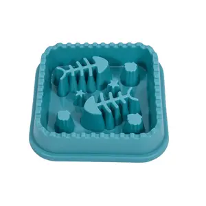 Portable Dog Feeder Utensils Puppy Feeder Dish Food Feeder Bowl Pet Supplies Pet Licking Pad Pet Bowl