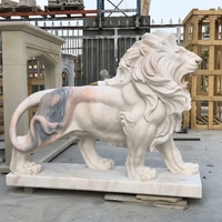 Sculptures d'animaux en pierre naturelle, statues de lions en marbre, fabriquées sur mesure par NORTON pour les jardins, les parcs, les zoos et les espaces publics.