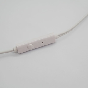 Auriculares de cabeza plana con micrófono para teléfonos móviles, reproductores Mp3, conector de 3,5 mm, función de saltar canciones con graves potentes - Product Image 2