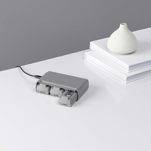 Original DJ I <span class=keywords><strong>Mavic</strong></span> <span class=keywords><strong>Mini</strong></span> Hub <span class=keywords><strong>Batterie</strong></span> Chargement bidirectionnel pour <span class=keywords><strong>Drone</strong></span> Accessoires tout neuf - Product Image 2