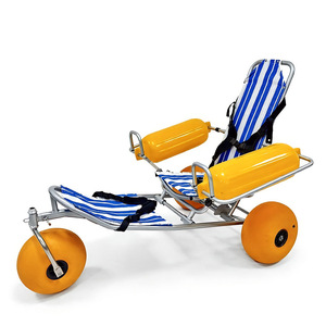 Fauteuil roulant amphibie Ary Medical AY-168 en alliage d'aluminium bleu et jaune rayé, manuel, pour la plage et l'eau - Product Image 3