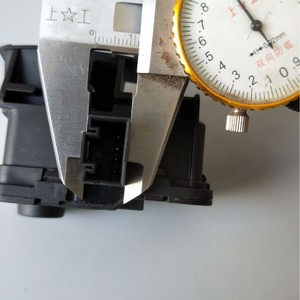 Capuchon de réservoir de carburant Volkswagen Sharan, moteur 7N0810773, actionneur de verrouillage, alarme antivol - Product Image 2