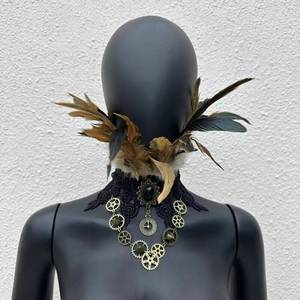 Sciarpa di Piume Unisex Fatta a Mano per Carnevale e Halloween, Morbida con Finiture in Pizzo per Cosplay Gotico, Colore e Dimensioni Personalizzabili - Product Image 5