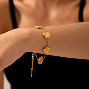 Joyería de acero inoxidable chapada en oro de 18 quilates, nuevo diseño, collar de trébol de cinco hojas, pulsera de flores para compromiso de boda, moda - Product Image 2