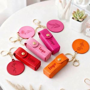 Porte-clés en cuir brodé personnalisé pour rouge à lèvres, cadeau promotionnel d'entreprise pour clients professionnels et événements de marque - Product Image 1
