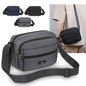 Sac messager à bandoulière pour homme, en tissu Oxford léger et imperméable, avec logo personnalisé - Product Image 6