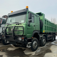 Nouveau camion benne Sinotruck Howo 8*4, 12 roues, capacité de charge de 40-50 tonnes, camion lourd pour le transport minier et la construction