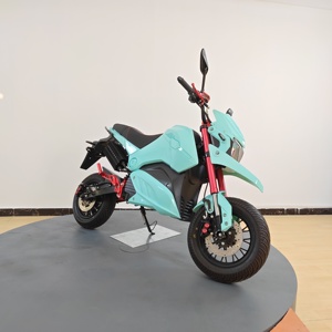 Motocicleta Urbana de 72V 1500W con Panel LCD, Frenos de Disco y Neumáticos de Vacío 120/70-12, Velocidad de 35 km/h - Product Image 2