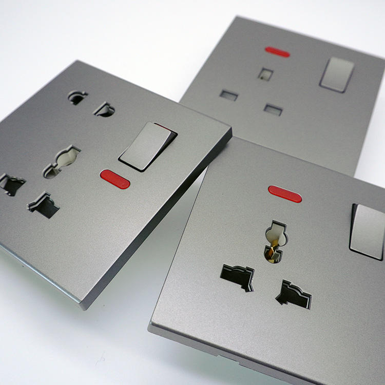 1 Gang UK 13A Switched Socket Gray Color Electrical Wall Switch and Socket 220V