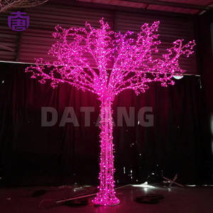 Árbol de Navidad Decorativo con Luces LED de Cristal, IP65 Impermeable, Iluminación Exterior con Control Remoto, Colores Personalizables para Eventos Comerciales - Product Image 3