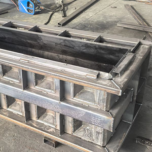 Stampo per Muri di Contenimento ad Alta Precisione, Riutilizzabile in Acciaio per Blocchi di Cemento Fai-da-Te - Product Image 1