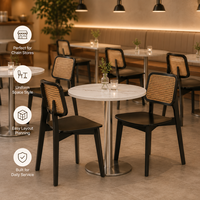 Hotel-, Café- und Restaurant-Möbel: Tisch und Stuhl, Runder Marmortisch mit Rattanstühlen für Einheitliche Ladengestaltung
