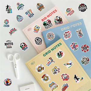 Nuovi Adesivi Trendy 2026 per la Coppa del Mondo di <span class=keywords><strong>Calcio</strong></span>, 100 Pezzi per Sacchetto, Adesivi Creativi Impermeabili in PVC per Eventi Sportivi e Tifosi - Product Image 5