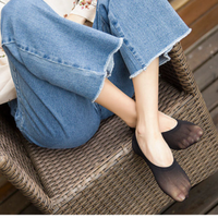 Chaussettes d'été en Silicone antidérapantes en soie pour femmes, couleur bonbon magique, invisibles, couleur unie, chaussettes sans spectacle