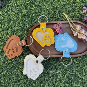 Wholesale Pu Leather Heart Shape Paw Print Photo Keychain Custom <b>Memorial</b> <b>Gift</b> Pet Lover Keyring Accessory - Product Image 2