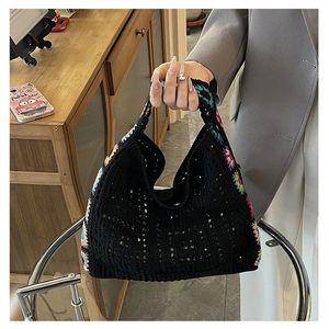 Style bohême beau <span class=keywords><strong>Crochet</strong></span> personnalisé Vintage évidé tissé <span class=keywords><strong>sac</strong></span> à bandoulière à la main grand-mère carré <span class=keywords><strong>sac</strong></span> de voyage - Product Image 4