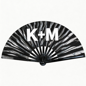 Abanico Plegable Personalizado de Papel Kraft con Forro de Bambú para Decoración de Bodas y Fiestas de Verano - Product Image 1