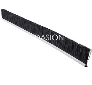 Brosse à bande anti-pierres durable en nylon pour camions et caravanes, brosse de remorquage pour éliminer les pierres - Product Image 4