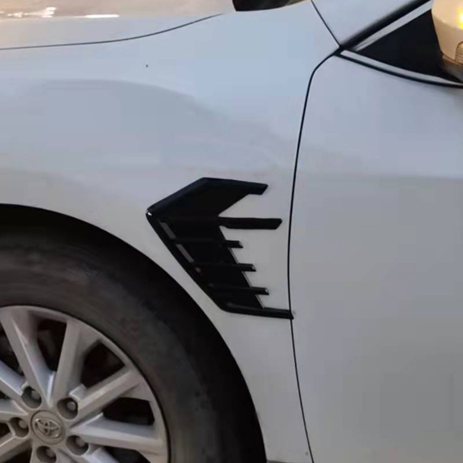2PCS Car Side Air Flow Vents - ABS Plastic Fender Decorative Hood Vents Stickers