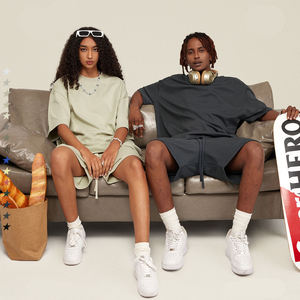 Ensemble deux pièces personnalisé pour homme, pull d'été, poids lourd, 100% coton tricoté, surdimensionné, uni, respirant, t-shirt et short - Product Image 4