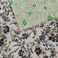Tissu en tulle léger tissé en nylon/coton avec fleurs brodées, sequins et perles pour robes de mariée, de cérémonie et de mode pour filles, femmes et garçons