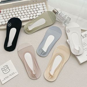 Chaussettes et <span class=keywords><strong>bas</strong></span> décontractés pour femmes, en coton tricoté soyeux et fin, antidérapants, sans talon, invisibles, couleur unie, pour l'été - Product Image 2