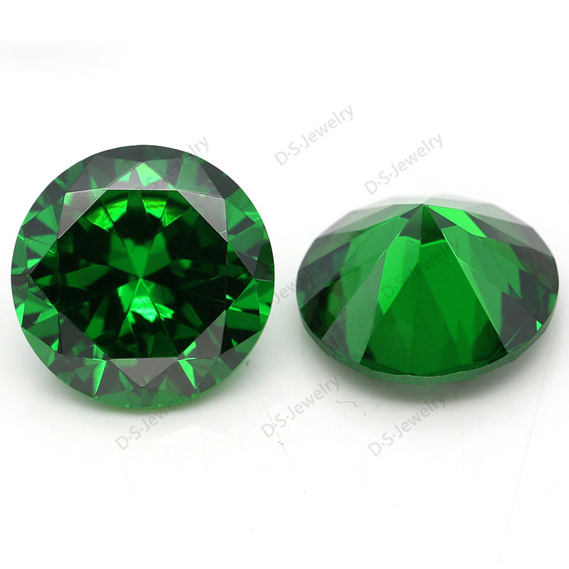 สีเขียวมรกต