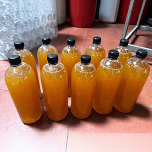 Natural Raw Honey and Honeycomb Supplied in Bulk <b>Steel</b> <b>Drums</b> and Glass Mason Jars - Product Image 3