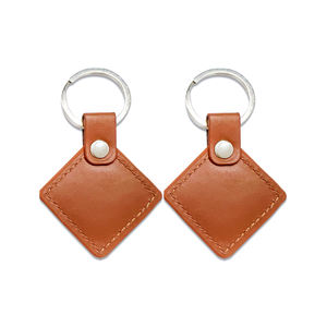 GETSMART - Llavero Personalizado de Lujo con Etiqueta Mini RFID NFC 213 de 13.56MHz, de Cuero PU, Resistente al Agua, para Pagos en Hoteles y Negocios - Product Image 1