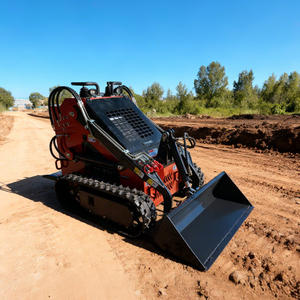 Мини-погрузчик с бортовым поворотом, многофункциональный, с двигателем Kubota и навесным оборудованием, высокий момент нагрузки - Product Image 1