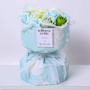 Rosa jabón flor dibujos animados Cinnamoroll <span class=keywords><strong>Mymelody</strong></span> Pompompurin Kitty Stitch muñeca ramo oso de peluche abrazando cubo niños regalo - Product Image 2