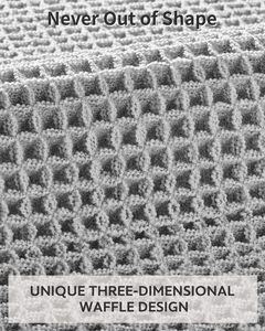 <b>Waffle</b> Solid Polyester Bath Mats Super Absorbent Non Slip with Tassels for Bathroom - Product Image 3