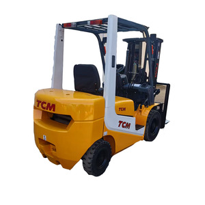 Used TCM 30 Diesel Forklift 3 Tons with Three Stage Mast Hydraulic Side Shifter Solid Tires - Product Image 1