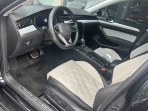 <span class=keywords><strong>VW</strong></span> Magotan 2025 Edición 200M 330TSI DSG Chasis de Lujo B9 Venta al por Mayor de Autos Usados - Product Image 3