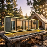 Cabane modulaire préfabriquée Apple Cabin lumineuse avec panneaux entièrement vitrés pour villas, complexes hôteliers, appartements et projets de glamping