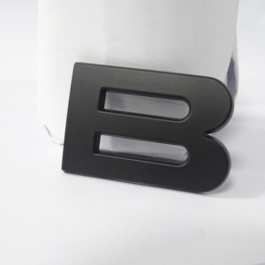 Autocollant de décoration de carrosserie de voiture, emblème <span class=keywords><strong>noir</strong></span> mat personnalisé, lettre de voiture URBAN, <span class=keywords><strong>logo</strong></span> pour <span class=keywords><strong>Range</strong></span> <span class=keywords><strong>Rover</strong></span>, autocollants alphabétiques - Product Image 3