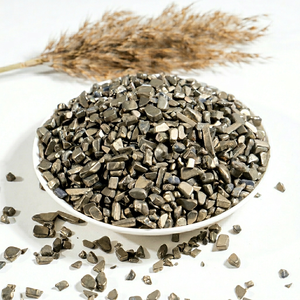 Meilleures ventes en gros : Copeaux de pierre de pyrite 1kg, mini cristaux naturels polis pour la guérison, écologiques, pour Halloween et le Feng Shui à la maison - Product Image 1
