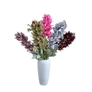 Arreglo de flores artificiales de crepé de mirto de la marca Queyiyi para decoración de techos de bodas y decoración del hogar. - Product Image 5