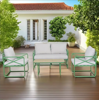 Ensemble de canapés d'extérieur modernes verts, mobilier de patio avec chaises pliantes en rotin pour restaurants, hôtels et cours.